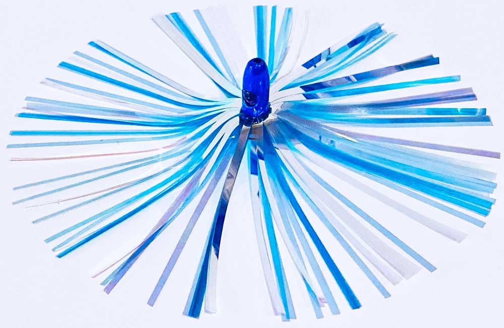 Mylar Duster Lure 4.5" Cotton Candy Blue White with 1oz Light Blue Lead Head - overhead view