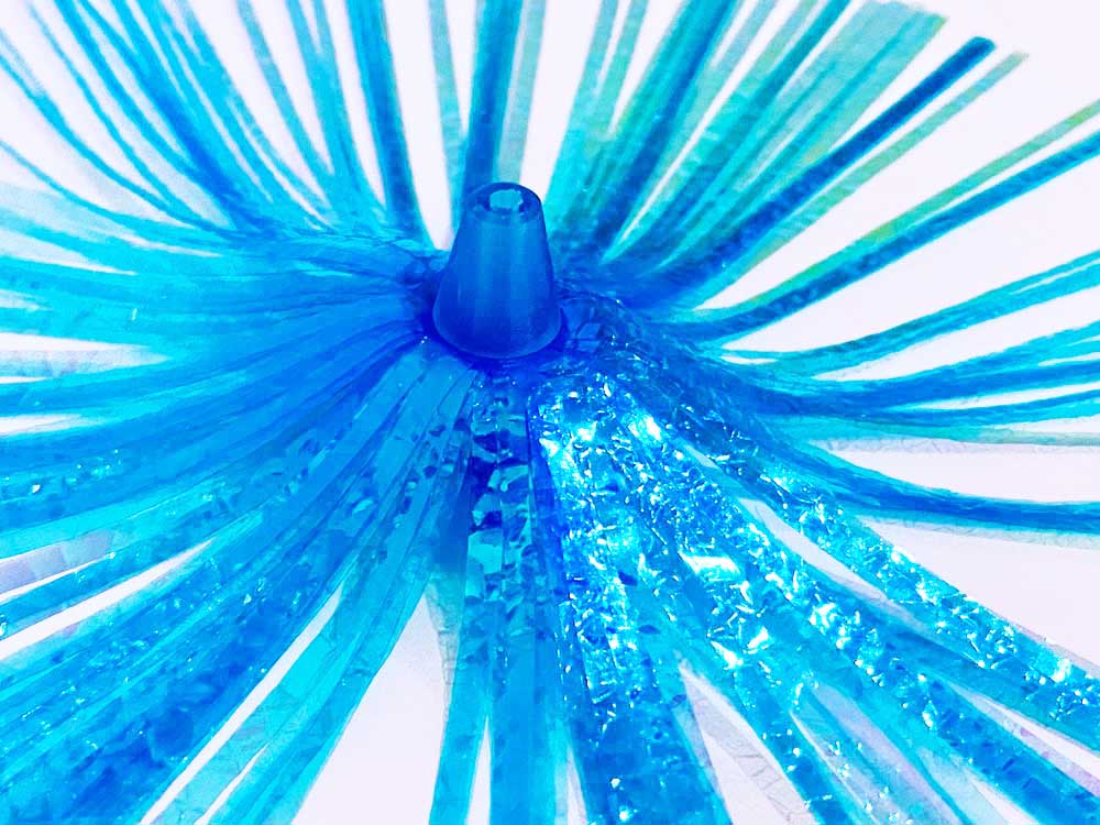 Mylar Duster Lure 4.5" Electric Blue Crinkle - close up of blue acrylic head with holographic flash