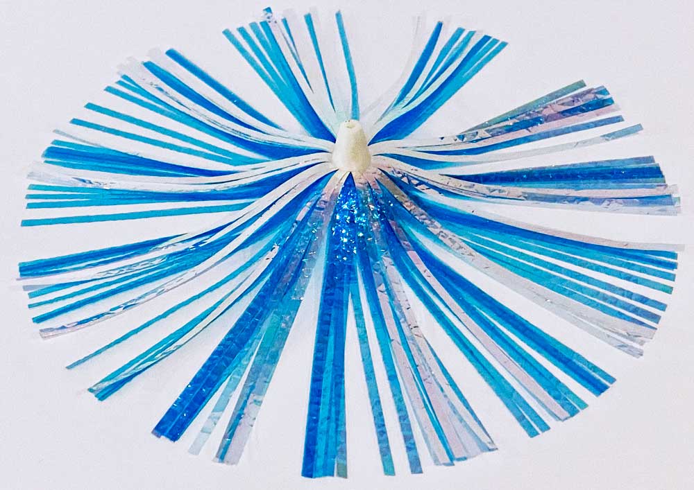 Mylar Duster Lure 4.5" Blue Pearl Crinkle - overhead view