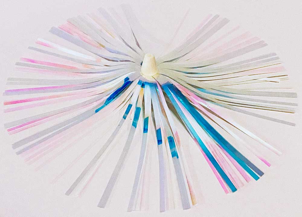 Mylar Duster Lure 4.5" Cotton Candy Holographic White - overhead view